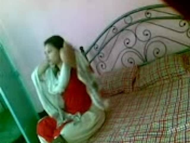 640px x 480px - xxxx wwww Beautiful Bangla Girl sex mms scandal leaked xxxnxx