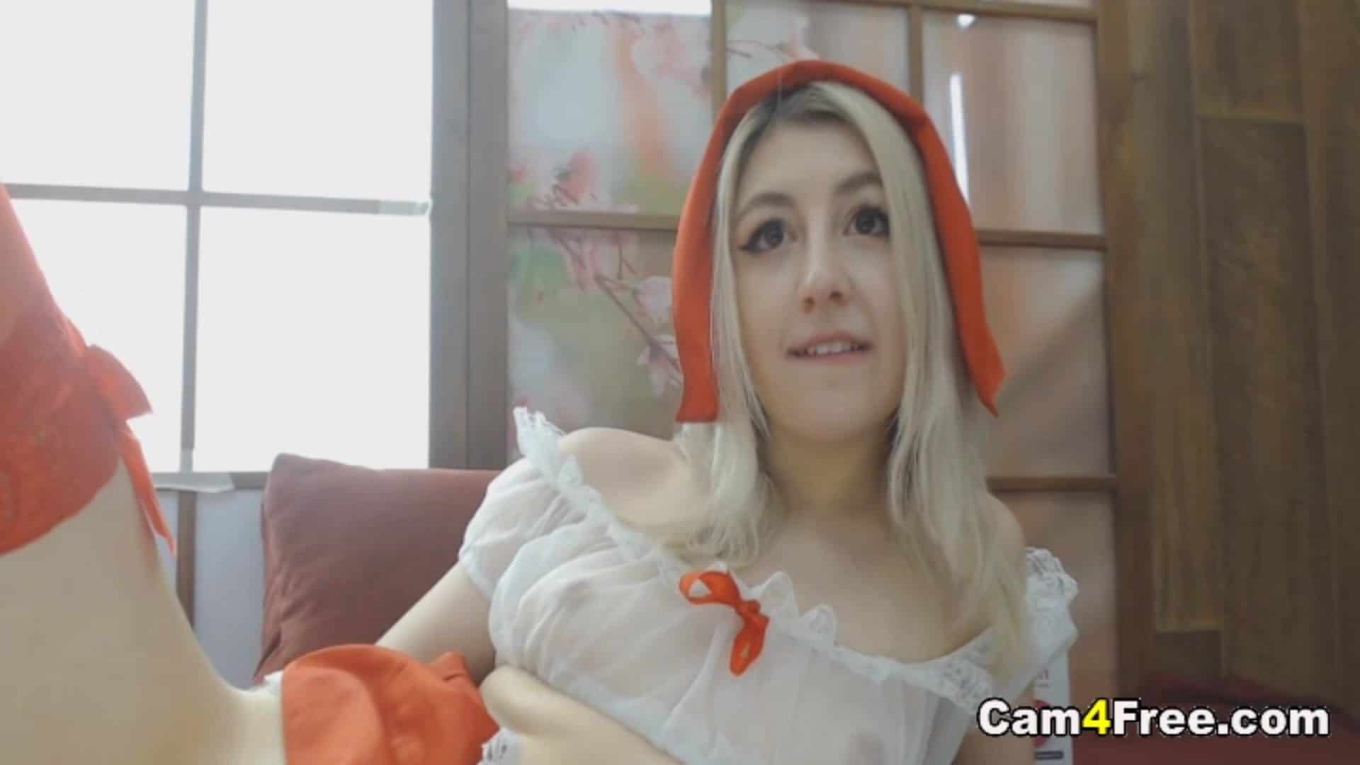 solo amateur teen playing with her hot pussy sex videos